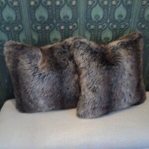 faux fur 17" pillow pair with feather inserts
